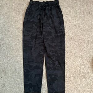 Lulu joggers